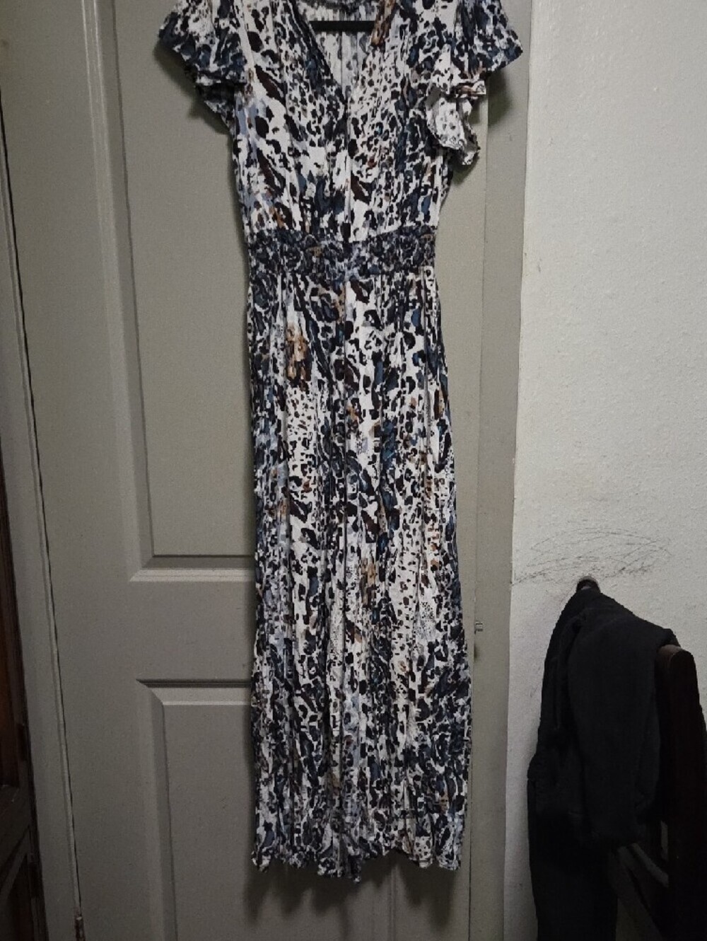 Abstract Animal Print White Maxi Dress with Smocked Waist - Picture 4 of 5